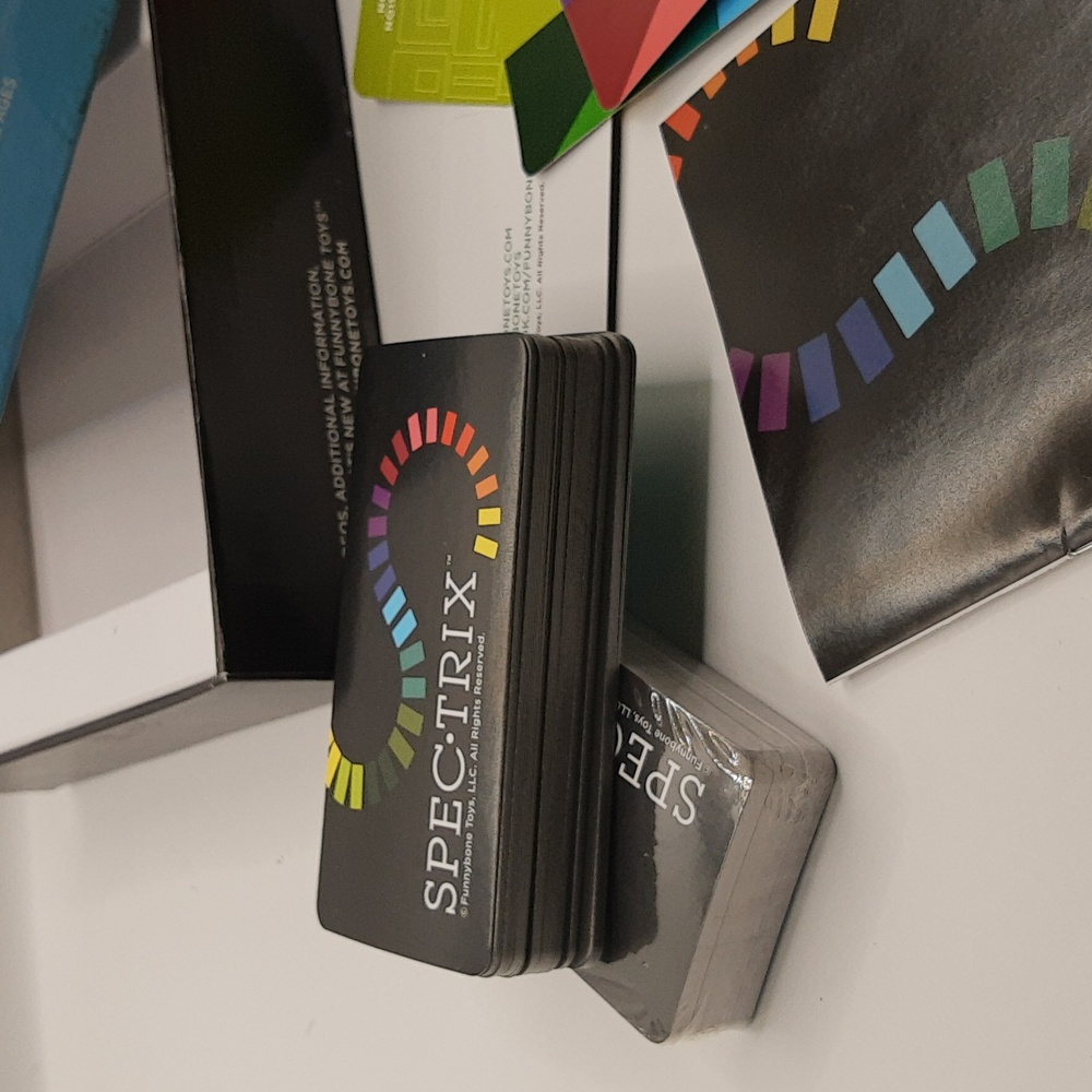 Spectrix Spectrum Color Match and Sequence Card Game Brain Games STEM COMPLETE - Picture 12 of 12